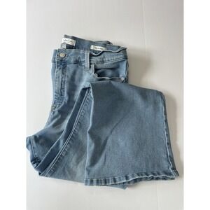 Jessica Simpson Women's Size 14 High Rise Flare Jeans Light Wash Bootcut